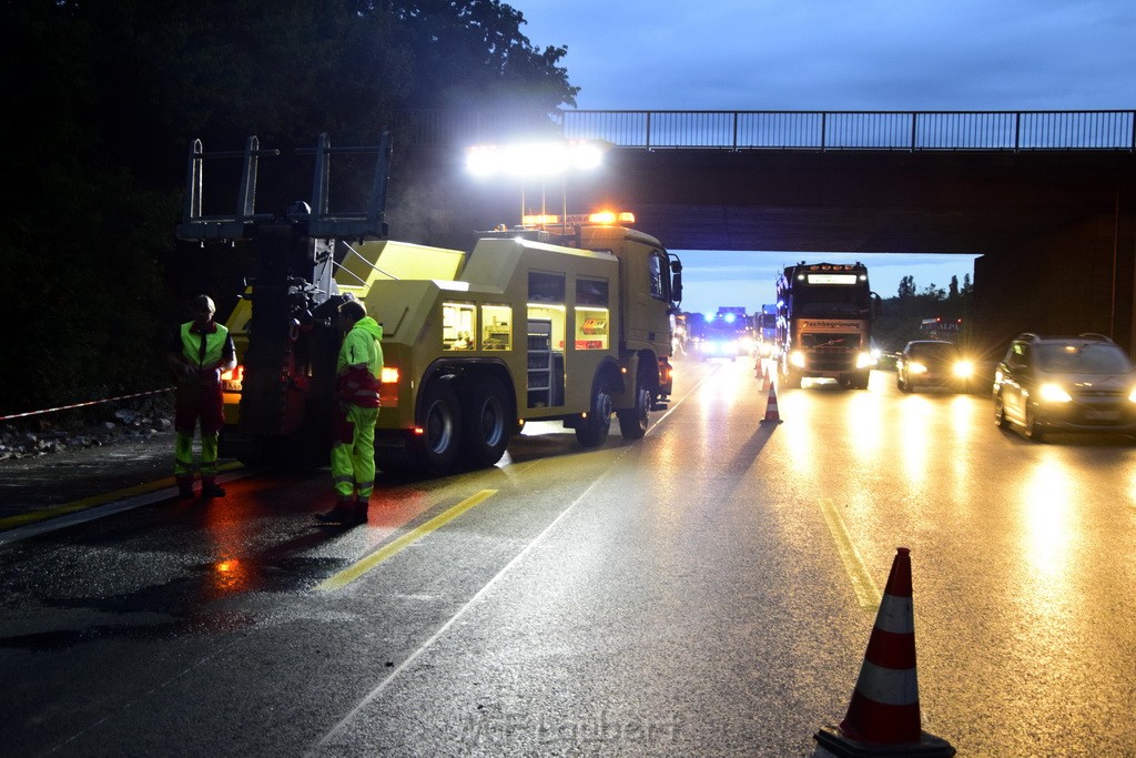 Schwerer VU A 3 Rich Oberhausen Hoehe AK Leverkusen P232.JPG - Miklos Laubert